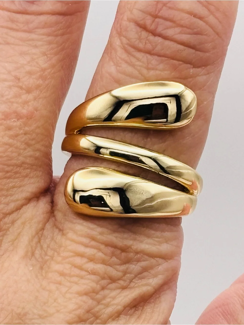 Modern Gold Sculpted Wave Ring for Women